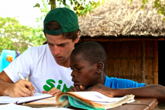 ONGSIM-2015 | voluntário José Abreu Lima com bolseiro